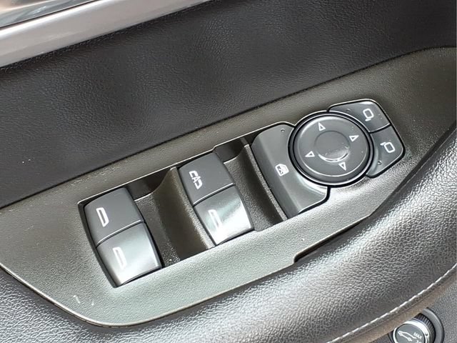 Used 2022 Chevrolet Blazer LT FWD image 16