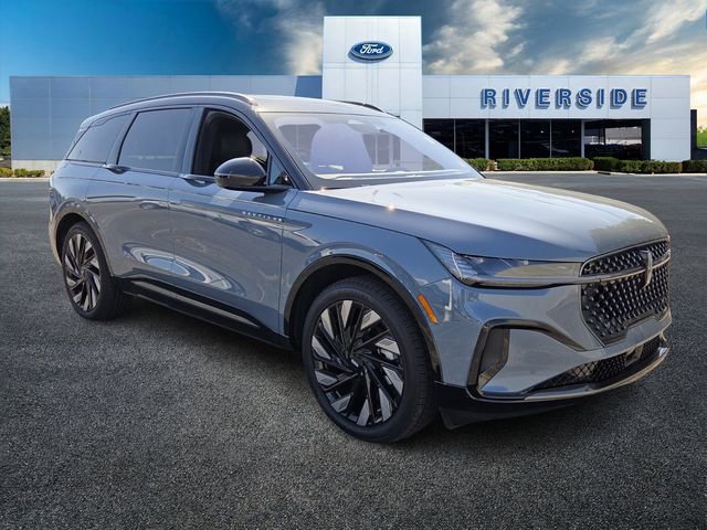 Used 2025 Lincoln Nautilus Reserve w/ Jet Appearance Package image 1