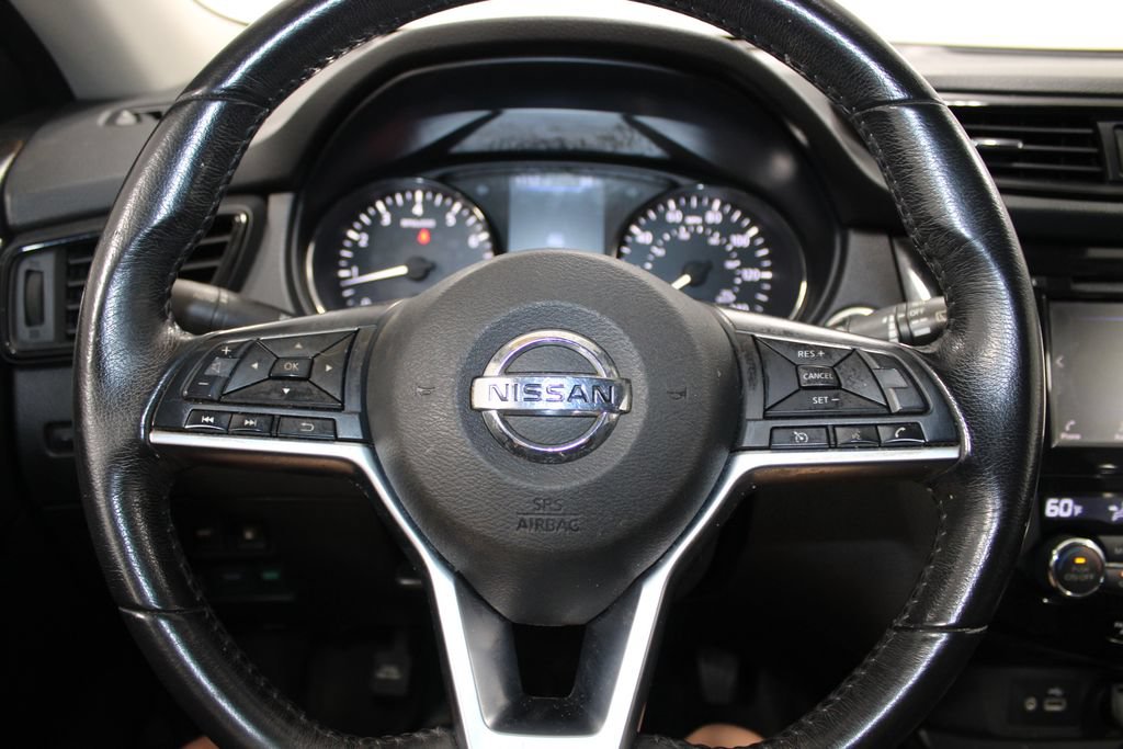 Used 2020 Nissan Rogue SV AWD/4WD image 30