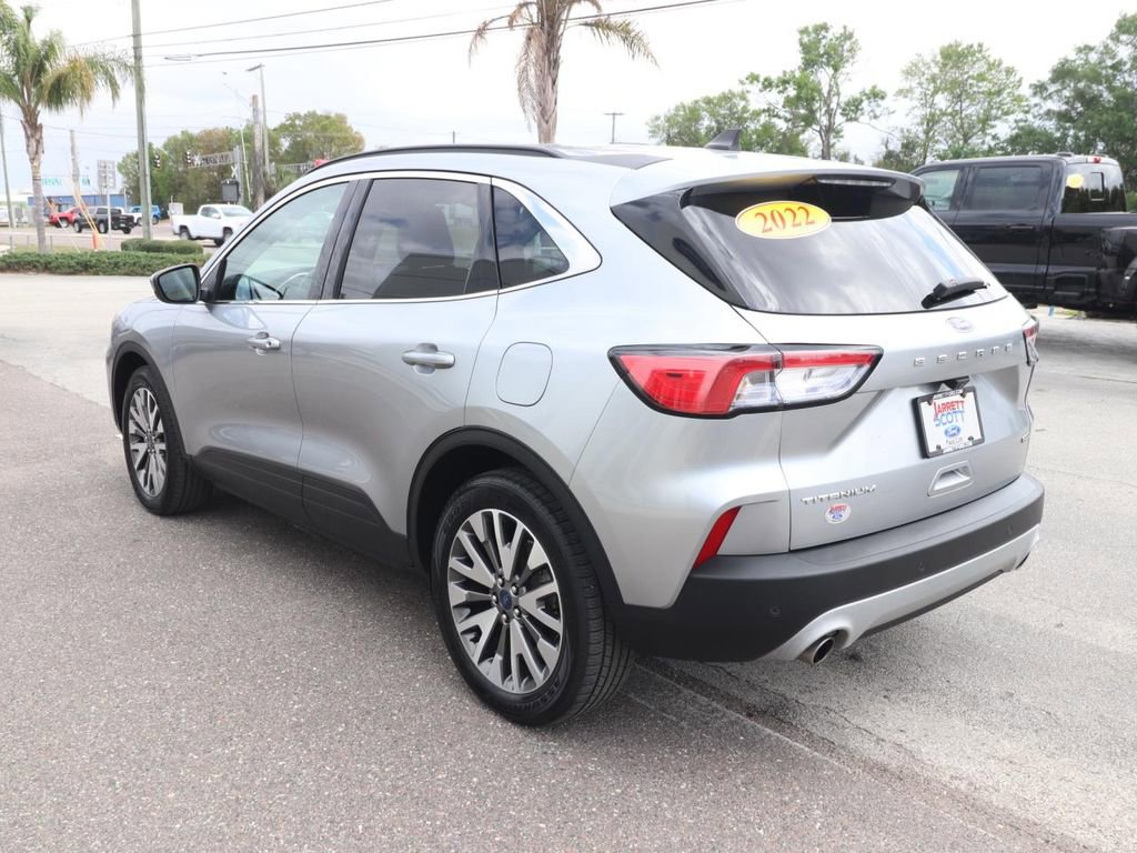 Used 2022 Ford Escape Titanium image 8