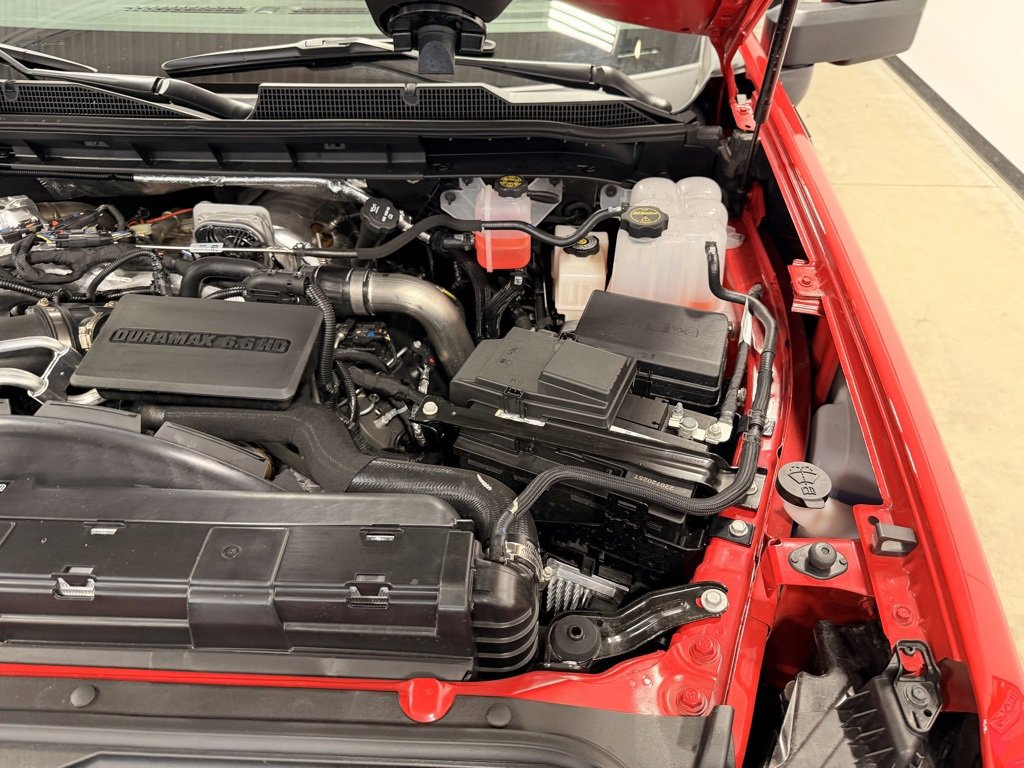 Used 2025 Chevrolet Silverado 2500 LT image 60