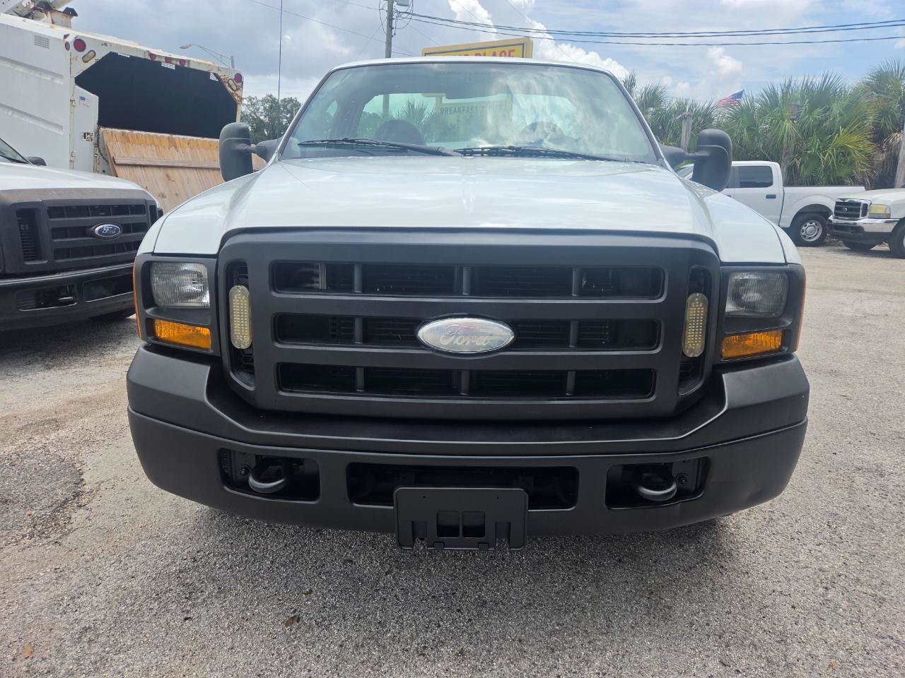 Used 2006 Ford F350 XL RWD image 7