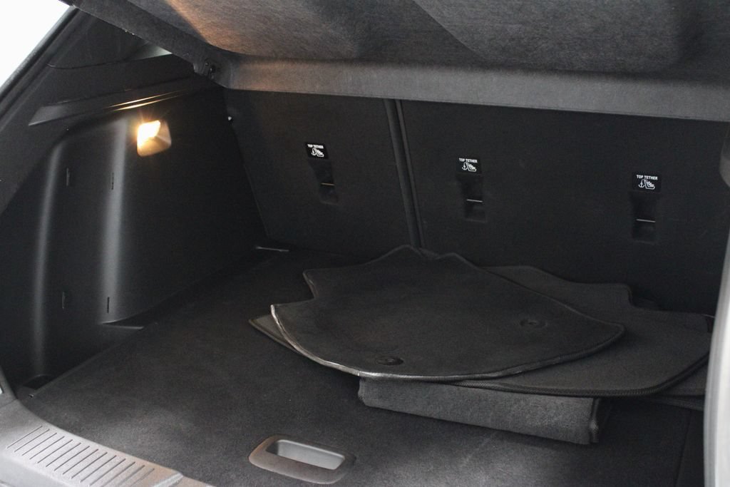 Used 2024 Chevrolet Trax RS FWD image 12