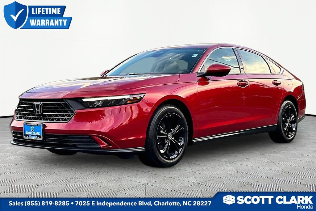Used 2023 Honda Accord EX image 3