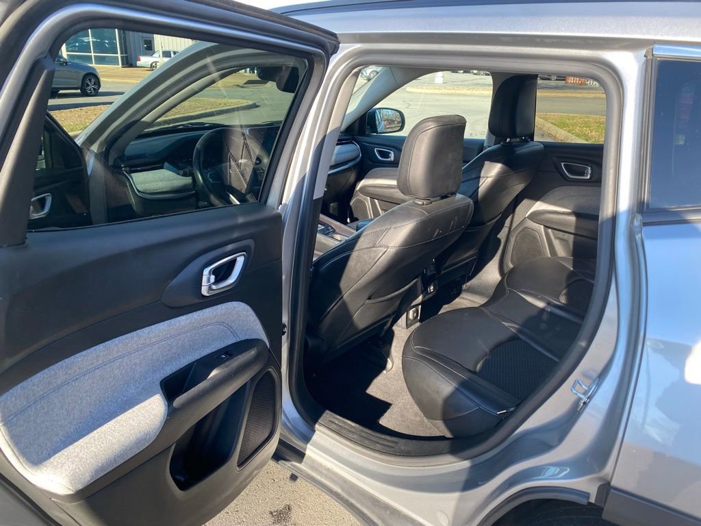 Used 2022 Jeep Compass Latitude image 27