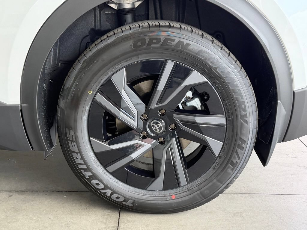 New 2026 Toyota C-HR AWD/4WD image 14