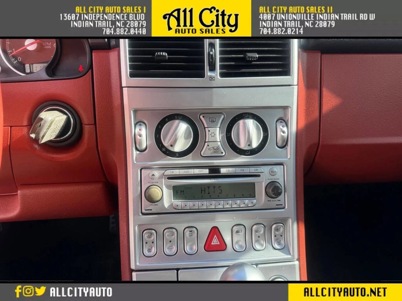 Used 2005 Chrysler Crossfire Limited image 17