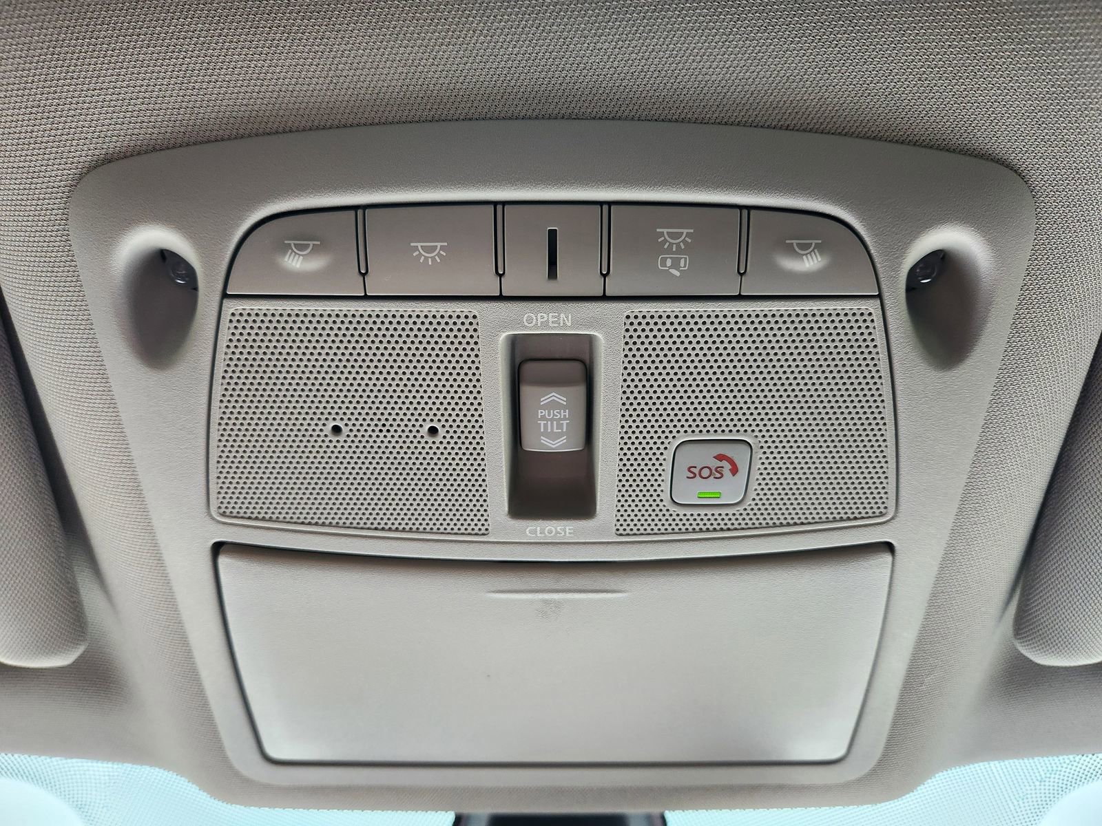 Used 2023 Nissan Maxima Platinum w/ Sport Mat Group FWD image 35