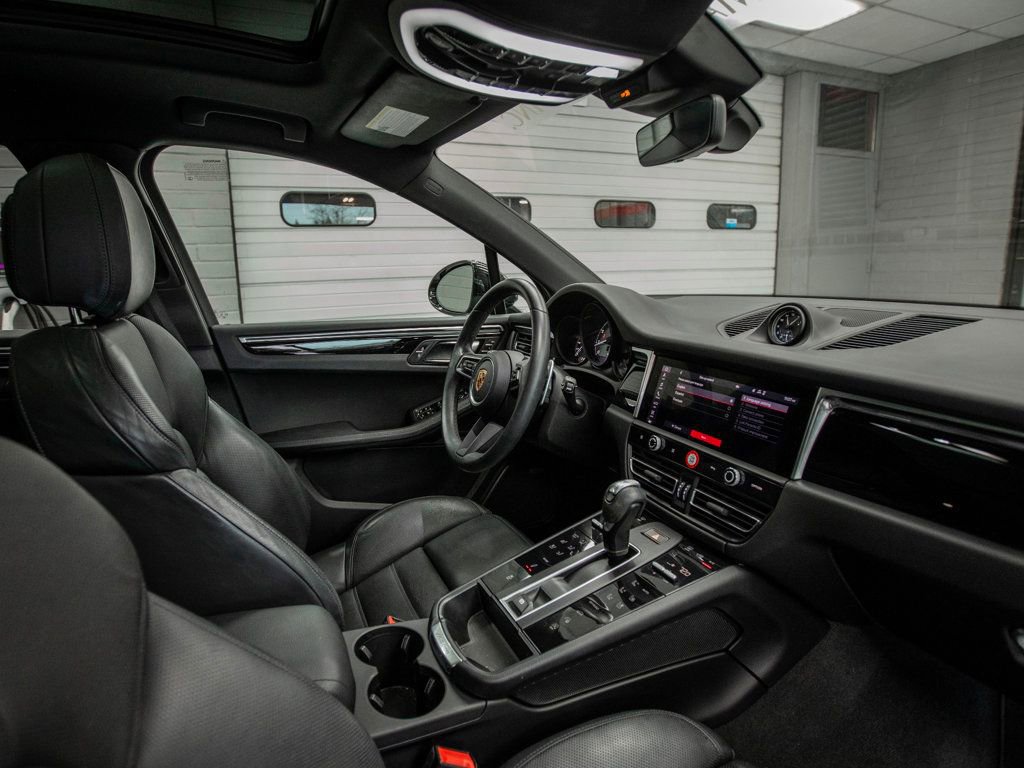 Used 2022 Porsche Macan S image 16