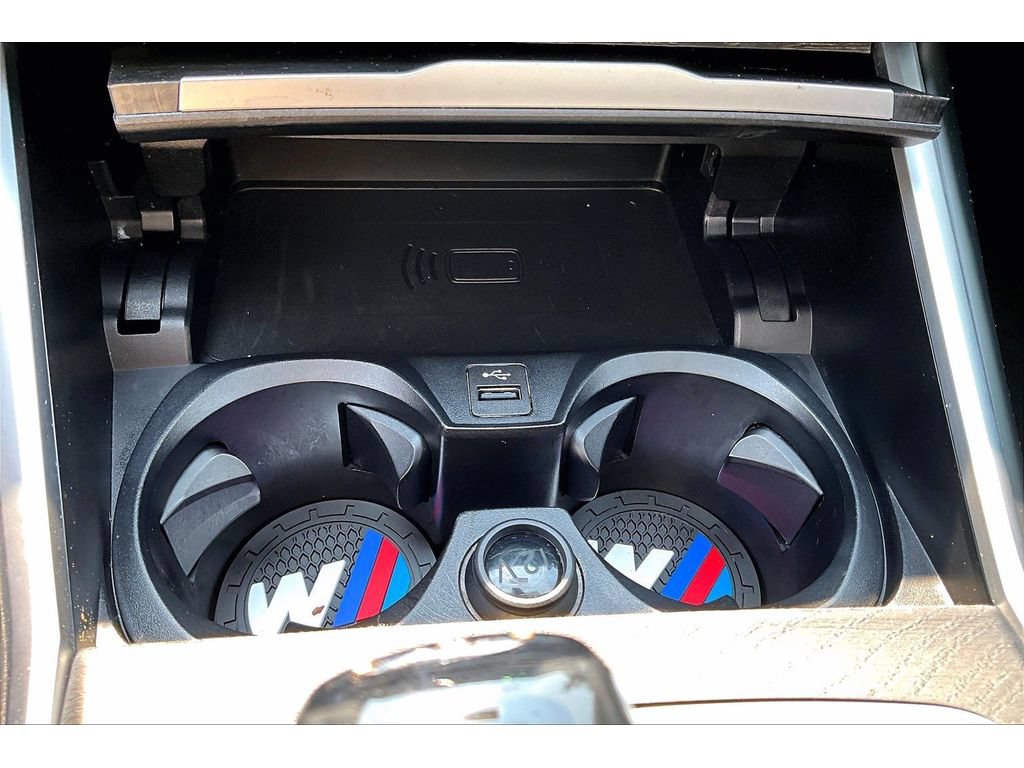 Used 2020 BMW 330i Sedan w/ M Sport Package RWD image 33