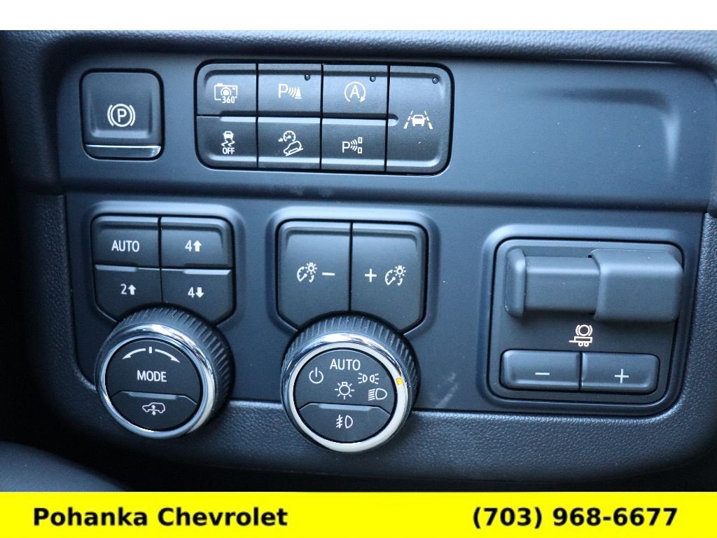 New 2026 Chevrolet Suburban High Country AWD/4WD image 14