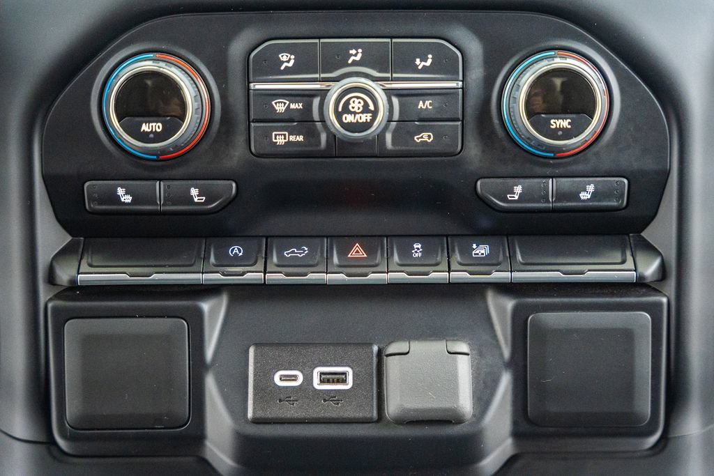 Used 2022 Chevrolet Silverado 1500 LT AWD/4WD image 25
