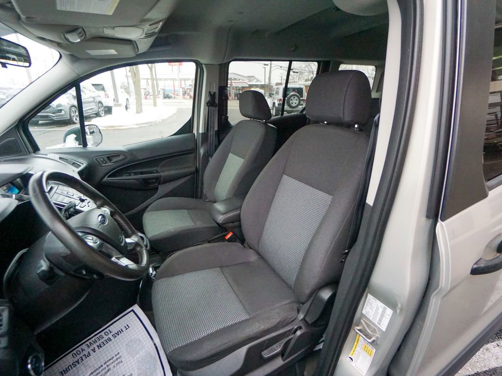 Used 2016 Ford Transit Connect XL image 13