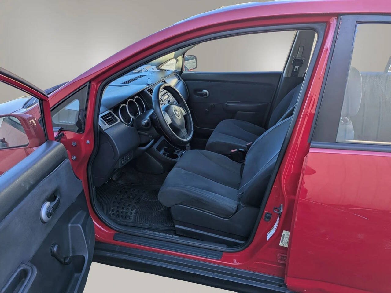 Used 2008 Nissan Versa 1.8 S FWD image 18