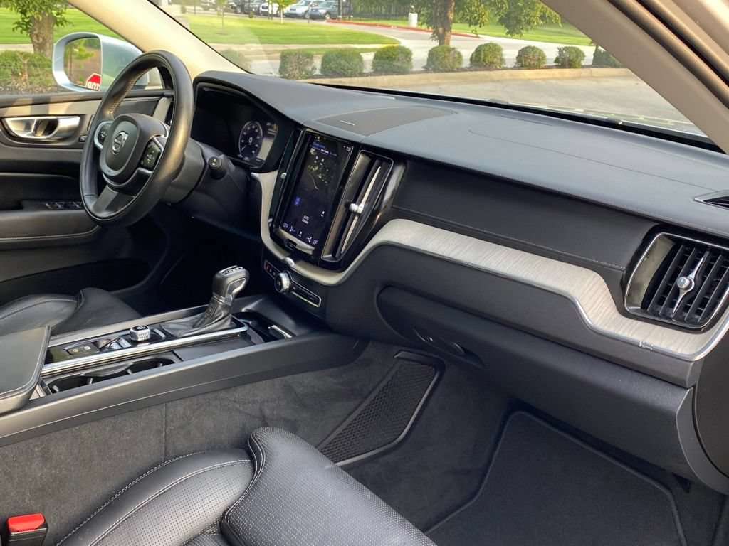 Used 2021 Volvo XC60 T5 Inscription FWD image 31