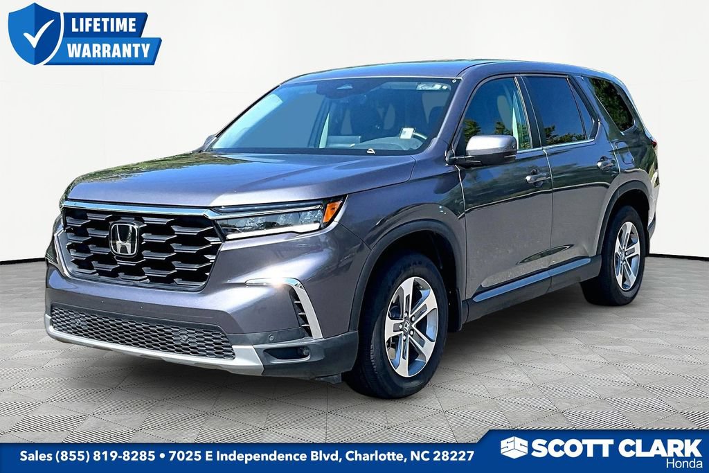 Used 2025 Honda Pilot EX-L image 3