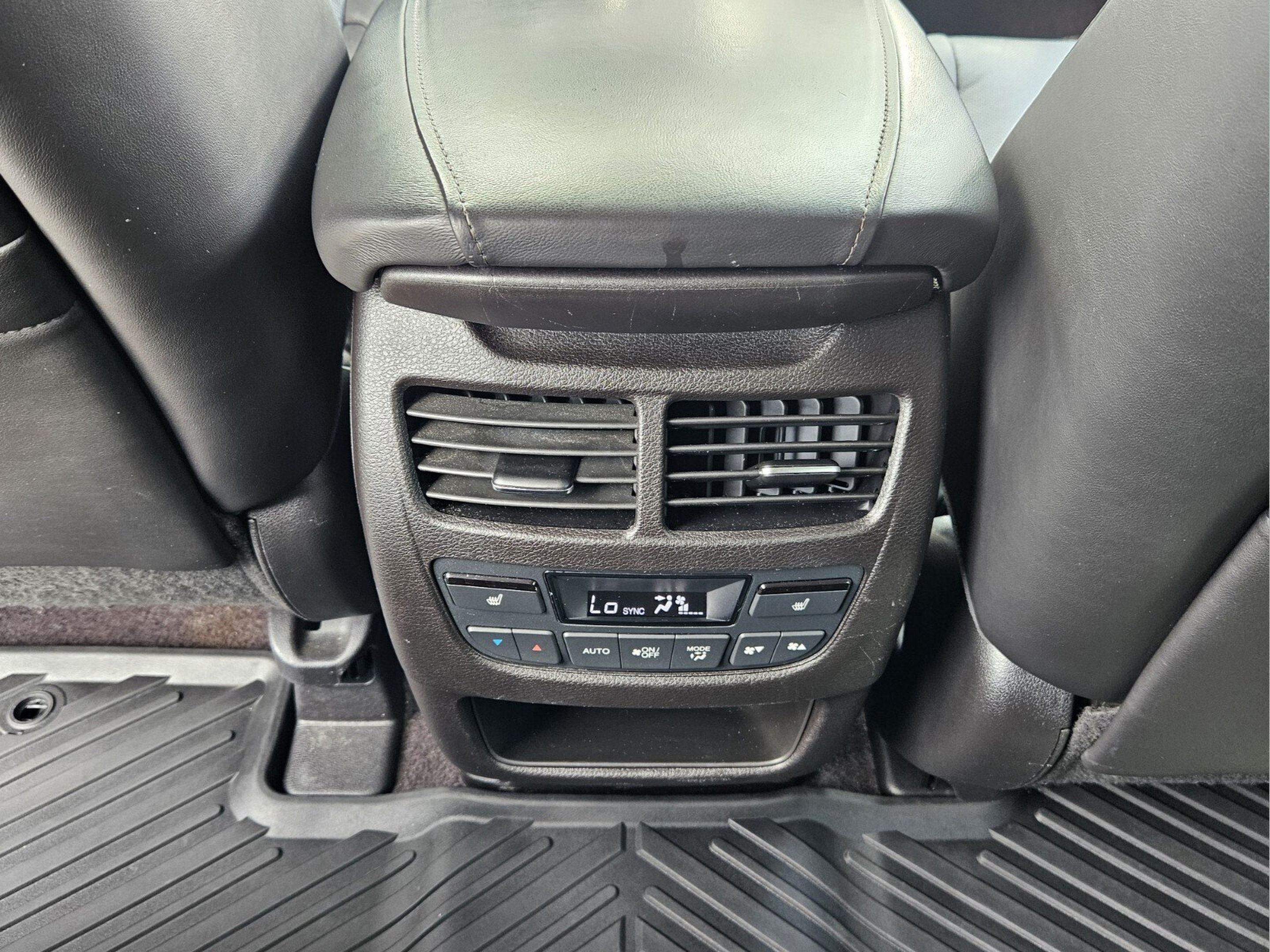 Used 2016 Acura MDX FWD w/ Advance & Entertainment image 11