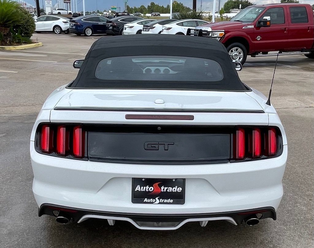 Used 2016 Ford Mustang GT Premium w/ Black Accent Package RWD image 8