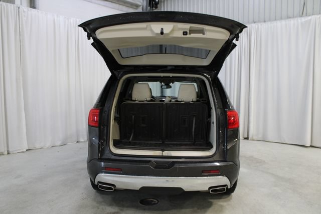 Used 2017 GMC Acadia Denali w/ Technology Package FWD image 34