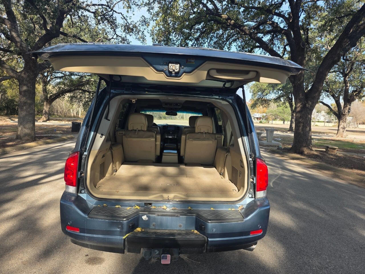 Used 2012 Nissan Armada Platinum image 19