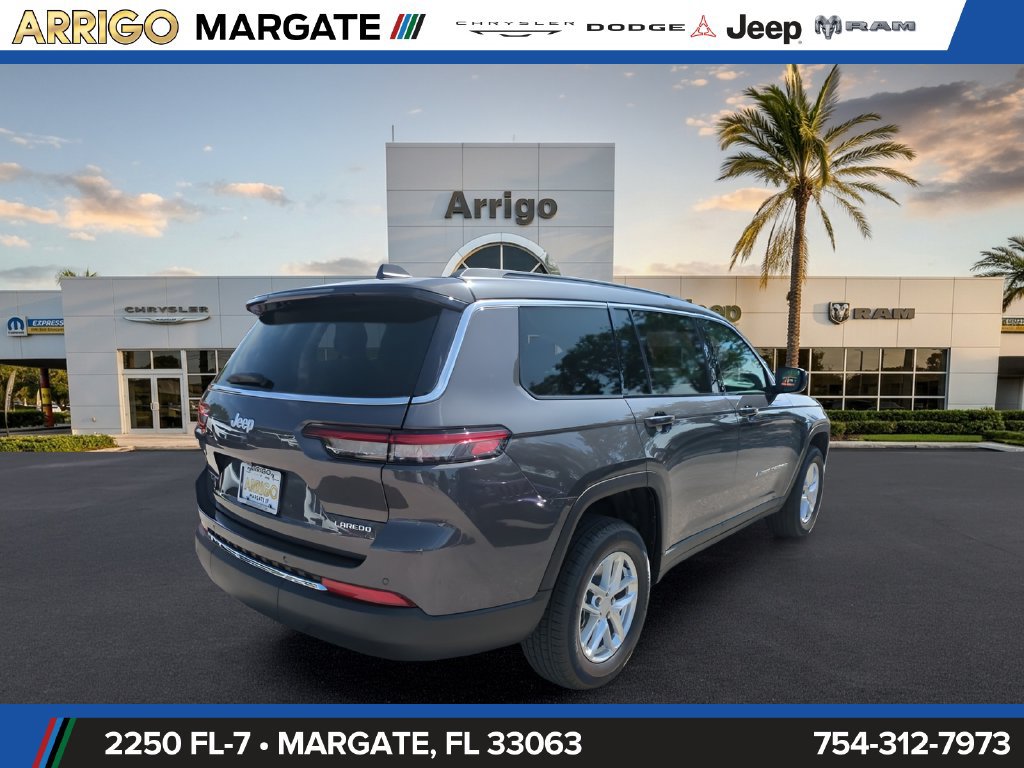 New 2026 Jeep Grand Cherokee L Laredo RWD image 5