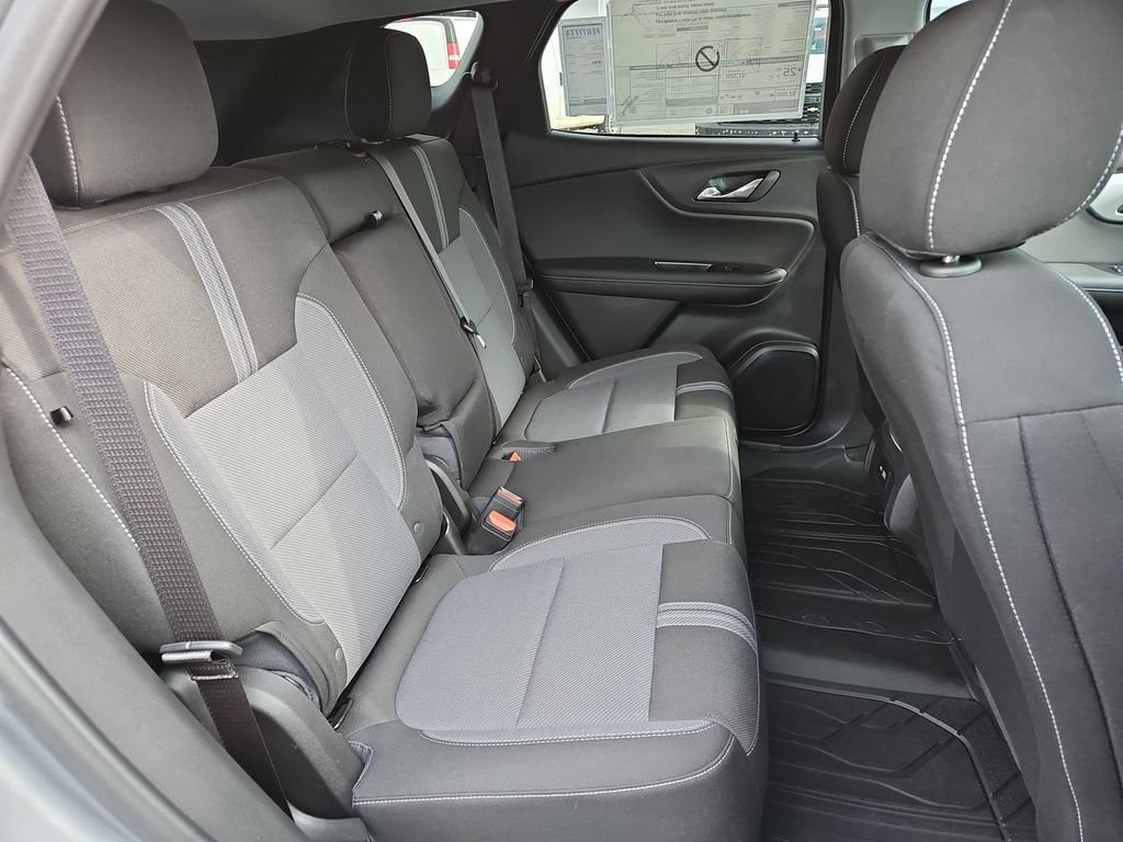 New 2026 Chevrolet Blazer LT w/ Convenience Package FWD image 18