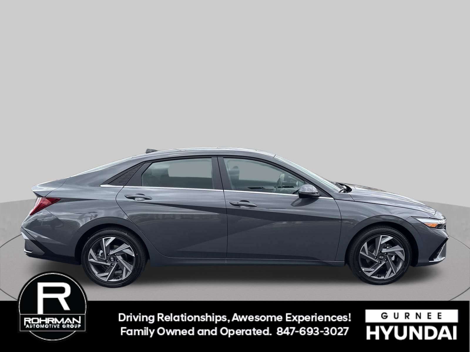 Used 2026 Hyundai Elantra Limited FWD image 11