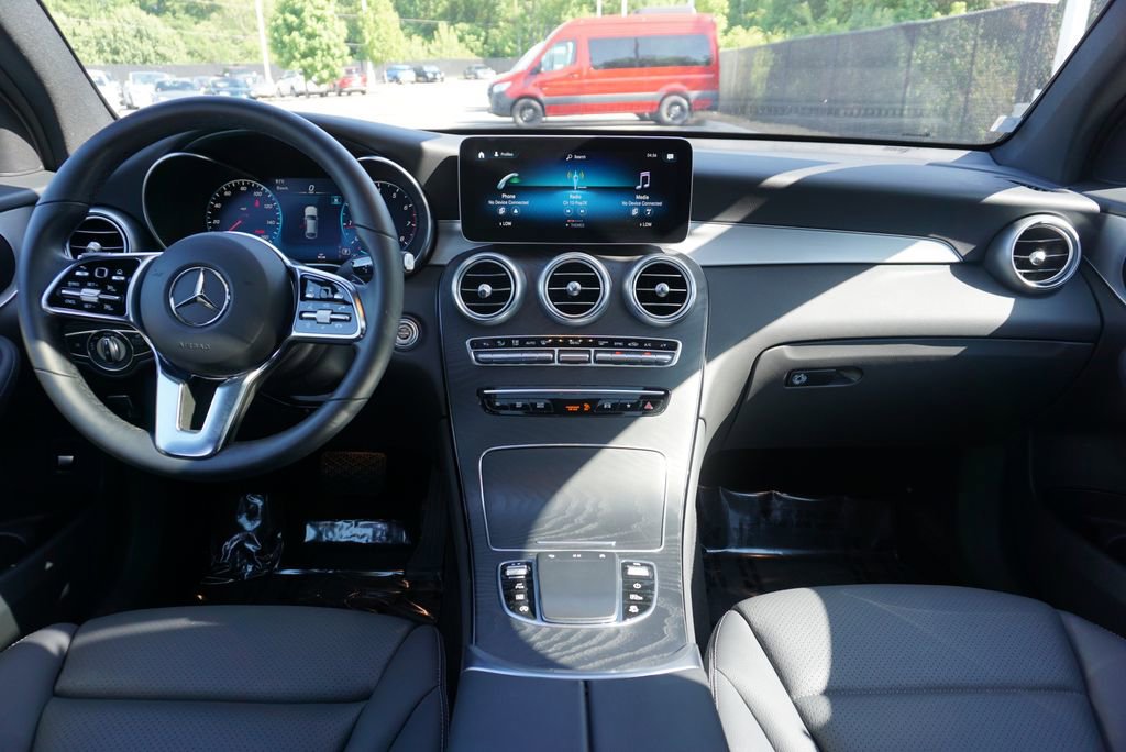 Certified 2023 Mercedes-Benz GLC 300 4MATIC Coupe image 40