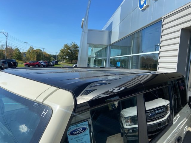 New 2025 Ford Bronco Outer Banks image 8