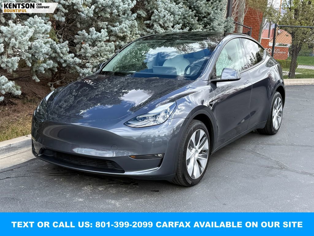 Used 2023 Tesla Model Y Long Range image 3