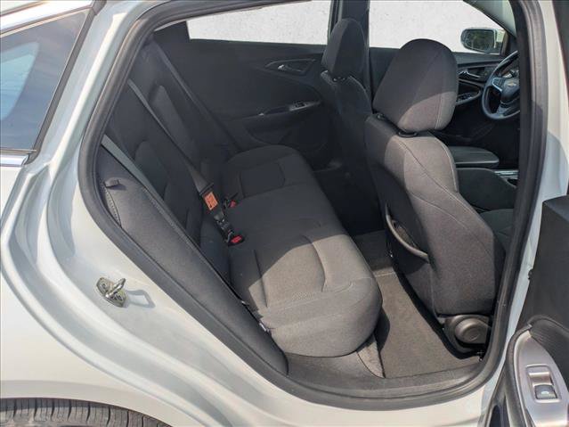Used 2025 Chevrolet Malibu LT FWD image 17