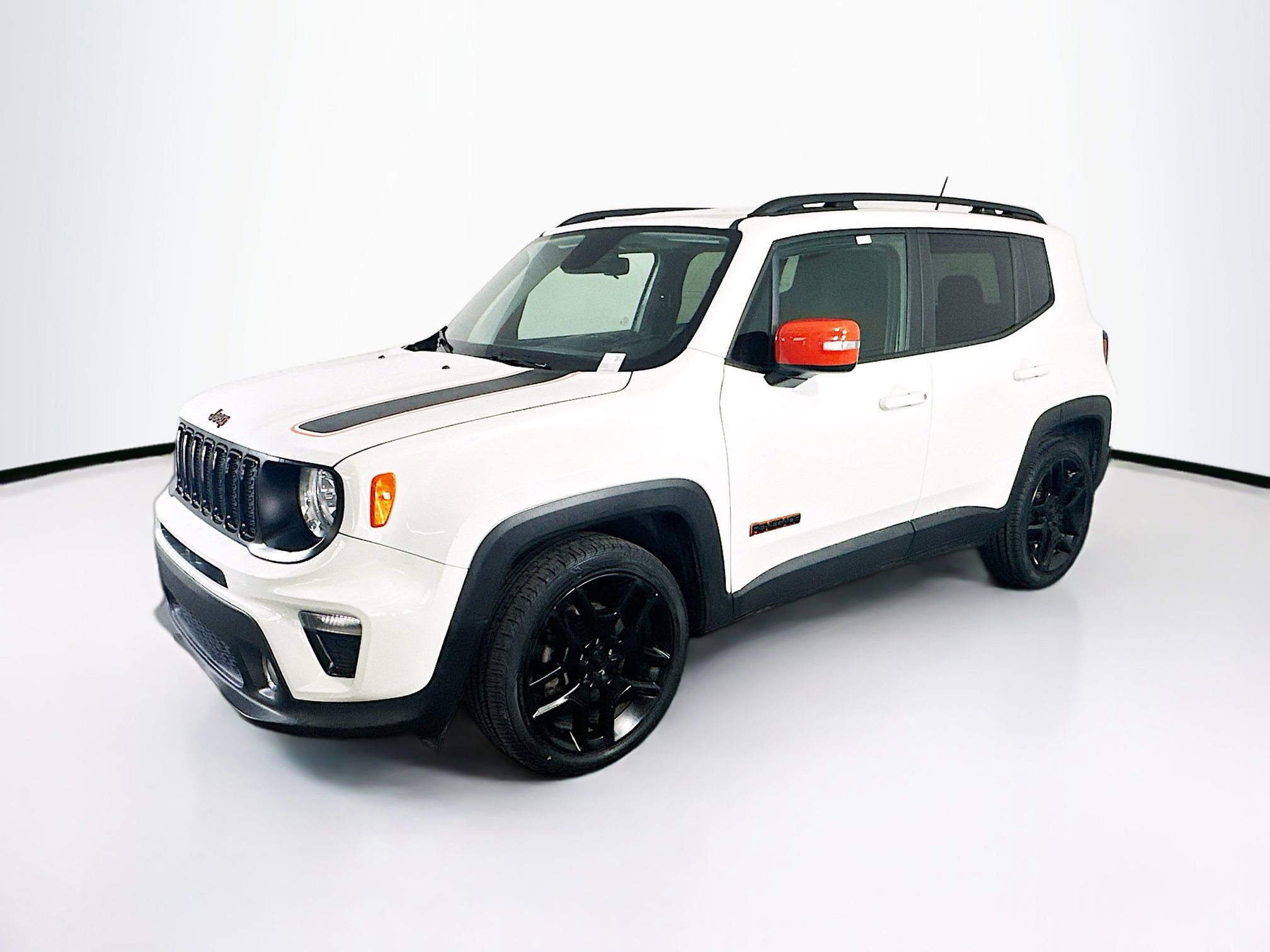 Used 2020 Jeep Renegade Latitude FWD image 3
