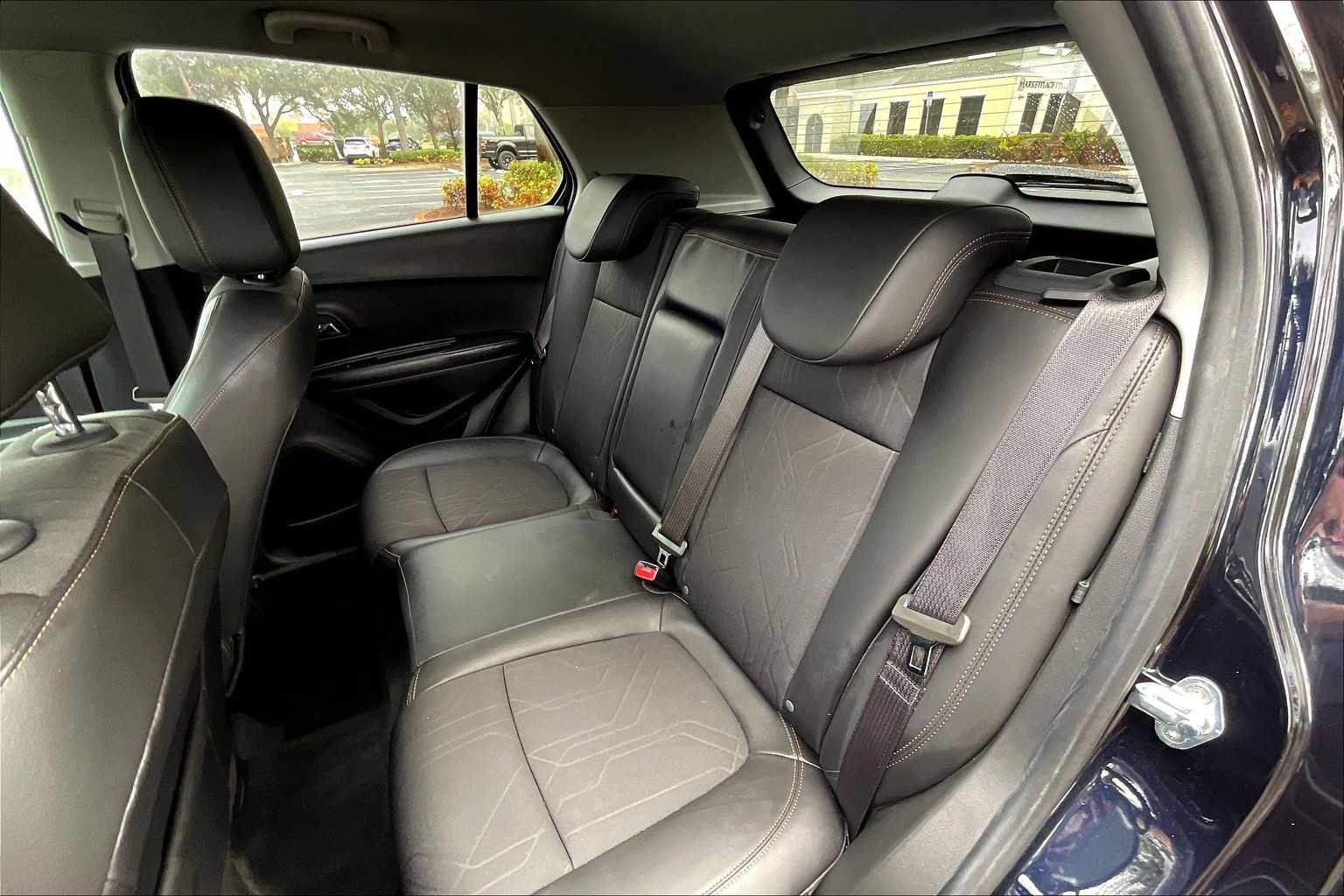Certified 2022 Chevrolet Trax LT w/ LT Convenience Package FWD image 25