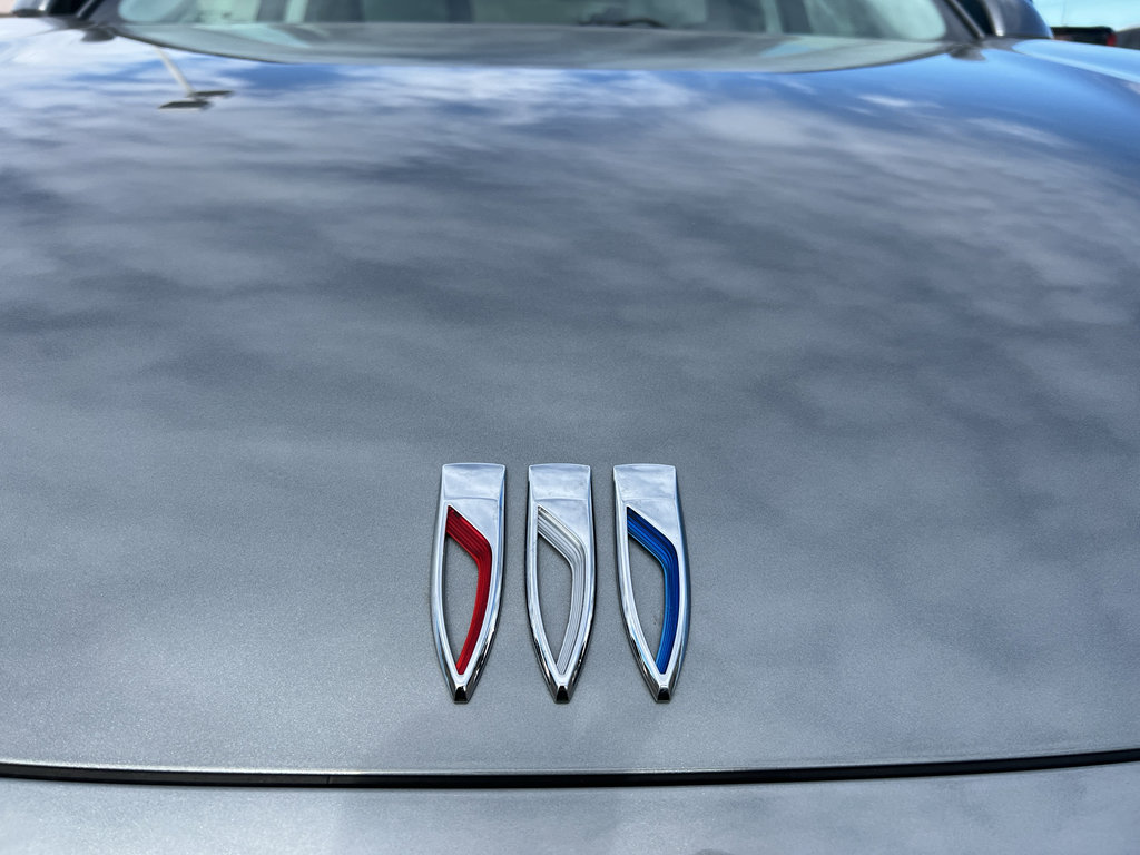 New 2026 Buick Envision Avenir image 13