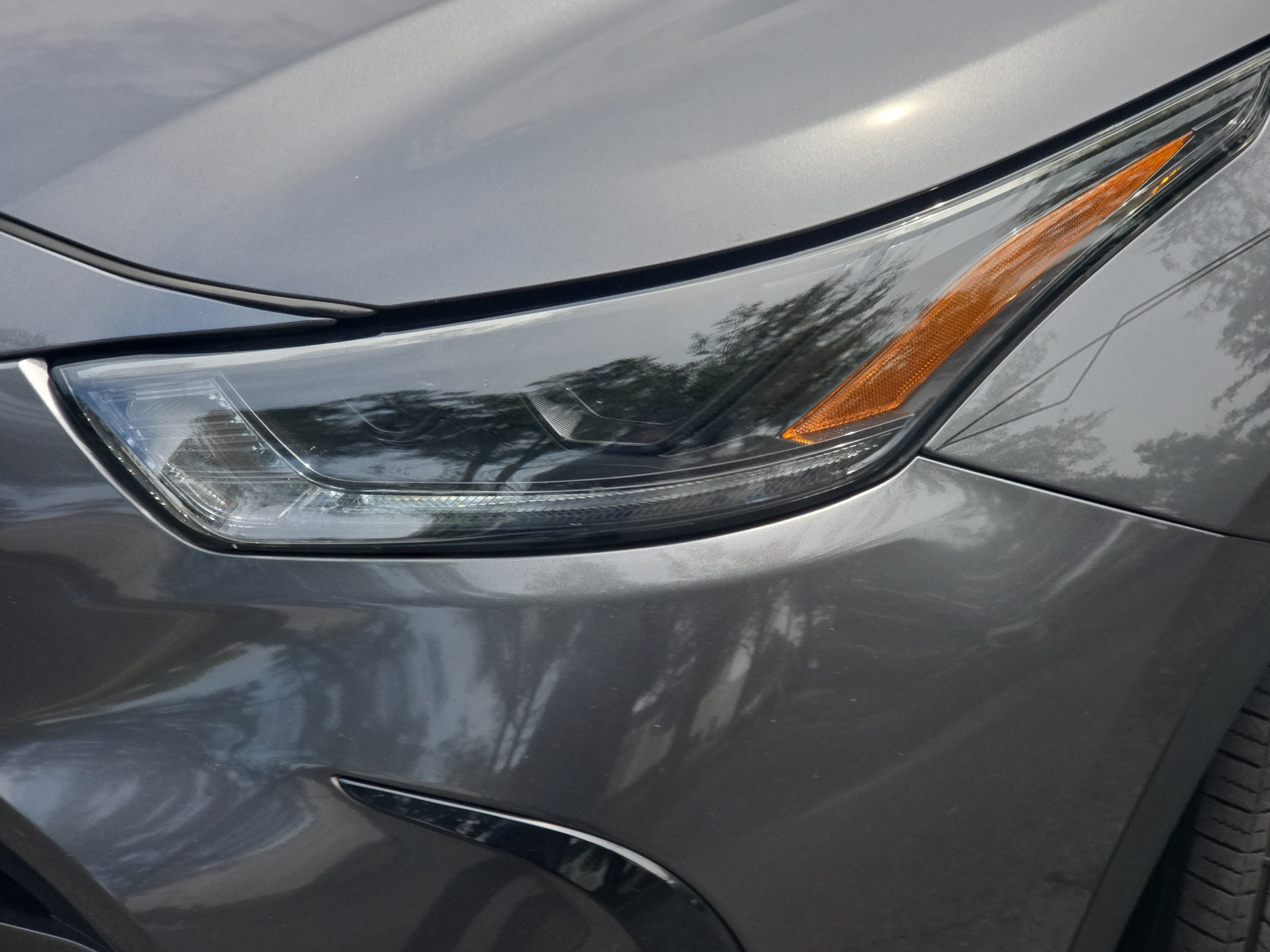 Used 2024 Toyota Highlander XSE FWD image 34