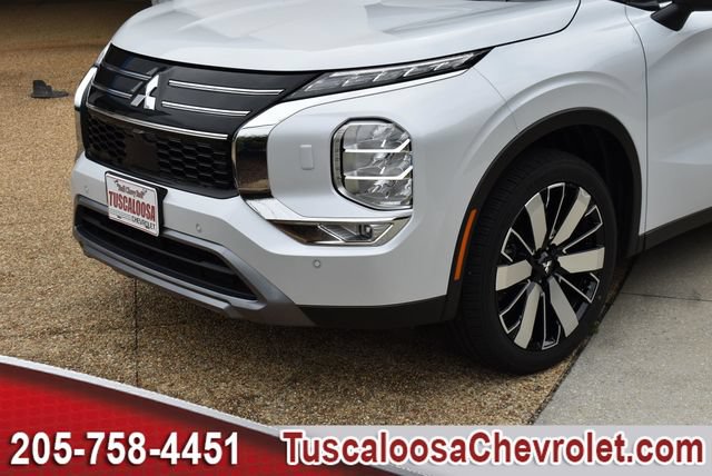 Used 2025 Mitsubishi Outlander SE AWD/4WD image 47