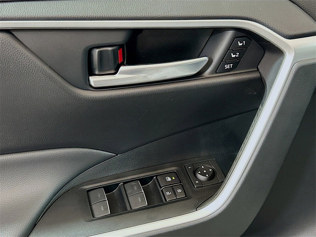 New 2025 Toyota RAV4 XLE Premium image 17