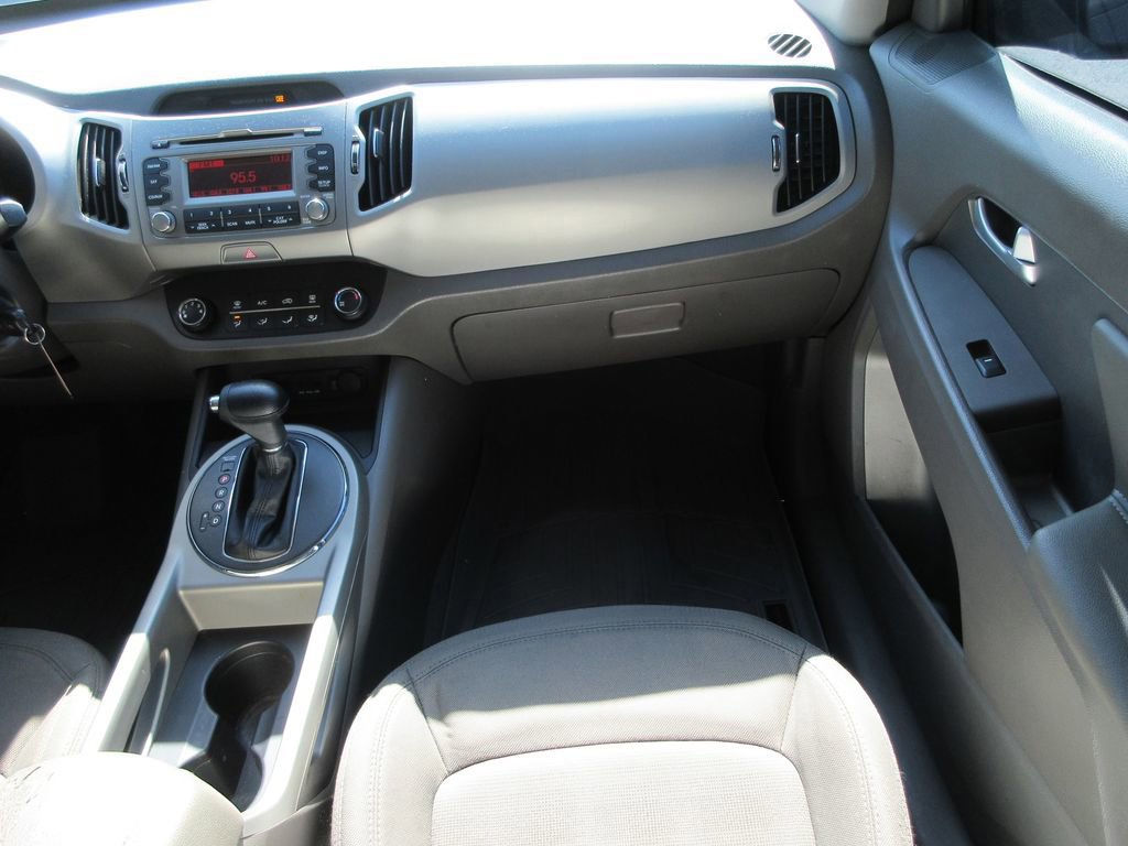 Used 2013 Kia Sportage LX image 15