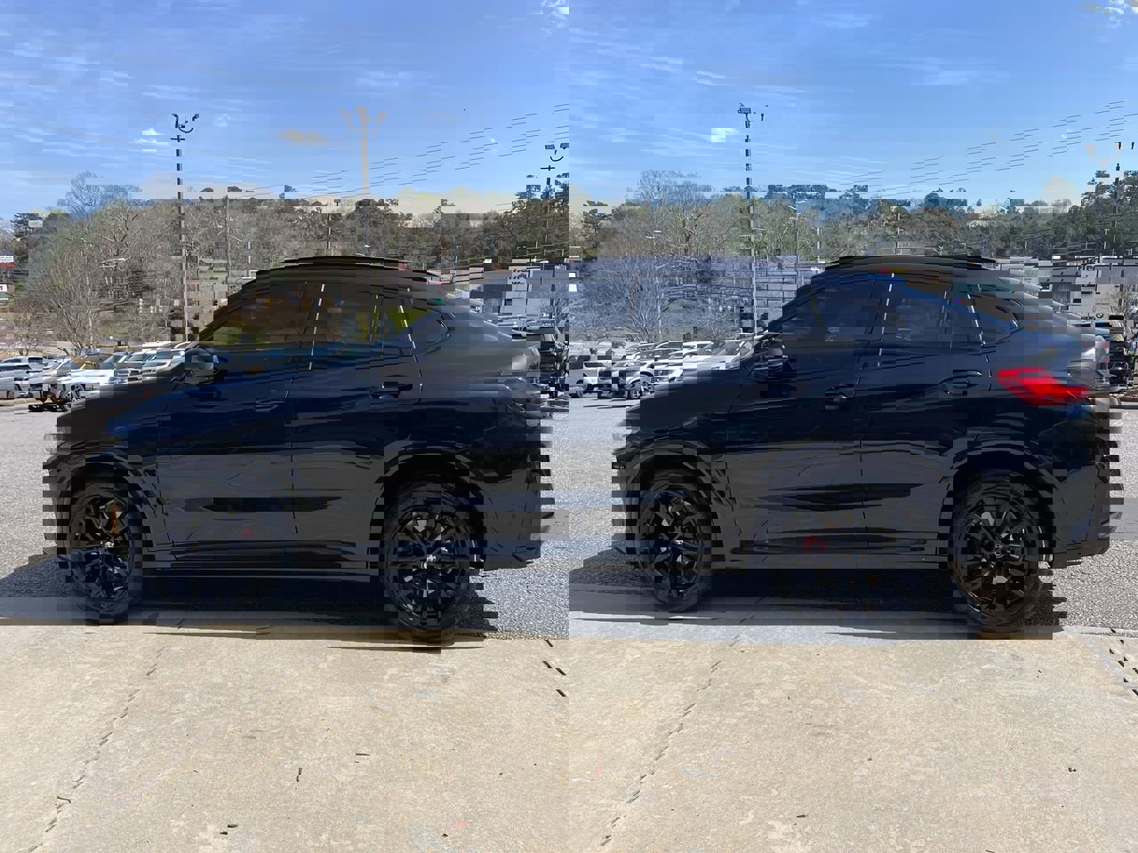 Certified 2025 BMW X4 xDrive30i image 5