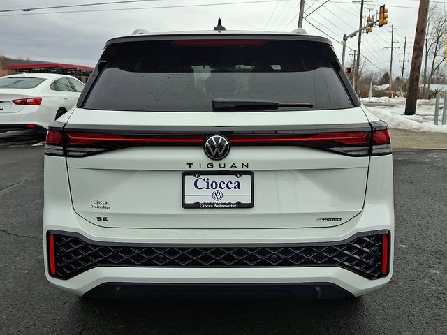 New 2026 Volkswagen Tiguan SE R-Line AWD/4WD image 5