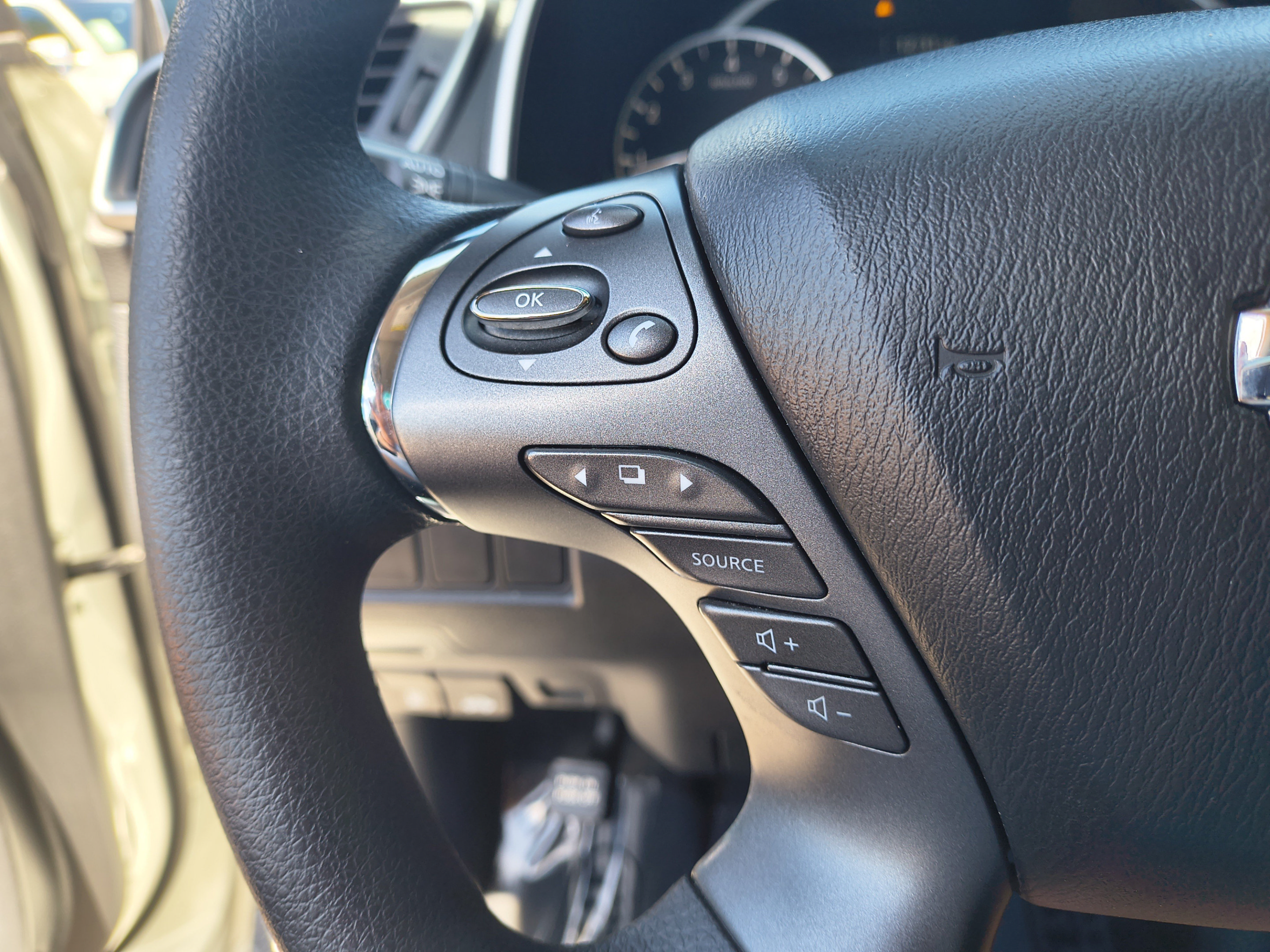 Certified 2020 Nissan Murano S FWD image 29