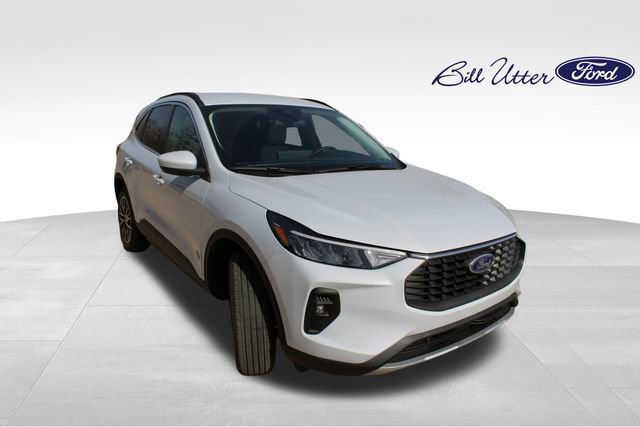 New 2025 Ford Escape SE image 2