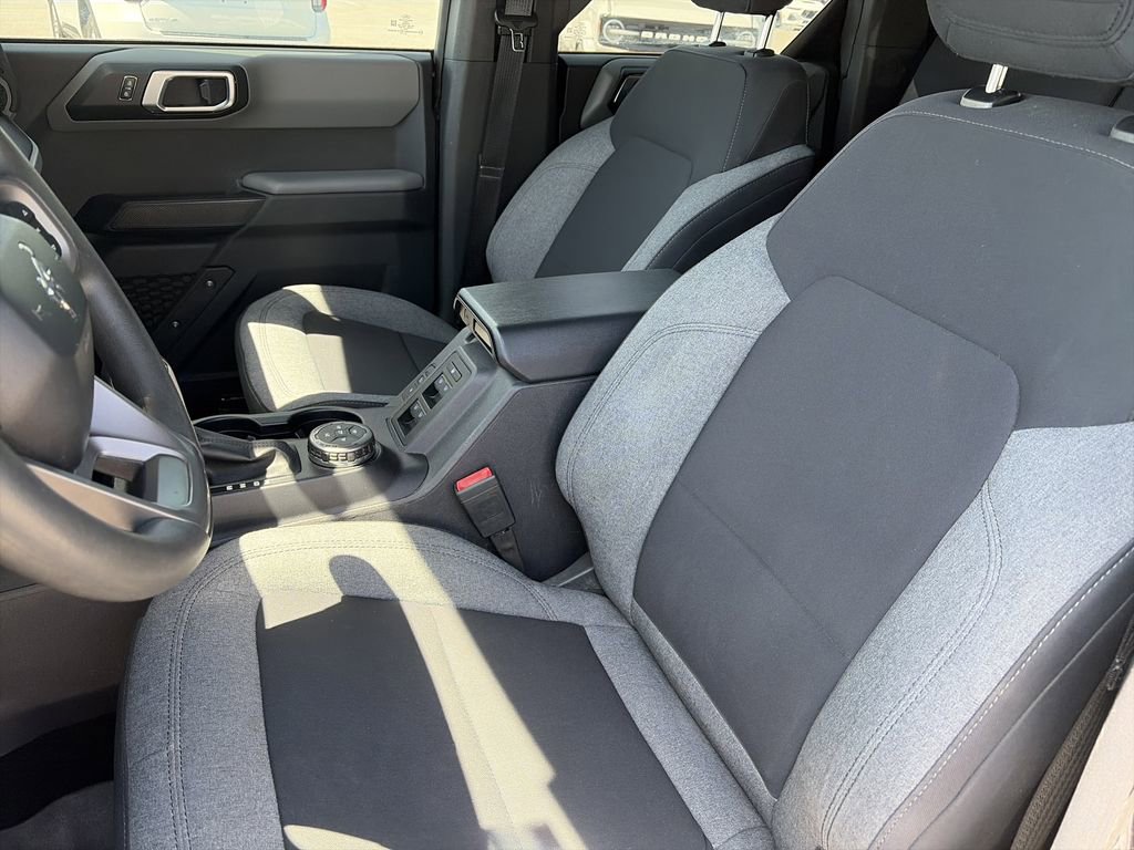 Used 2021 Ford Bronco 4-Door w/ Sasquatch Package AWD/4WD image 12
