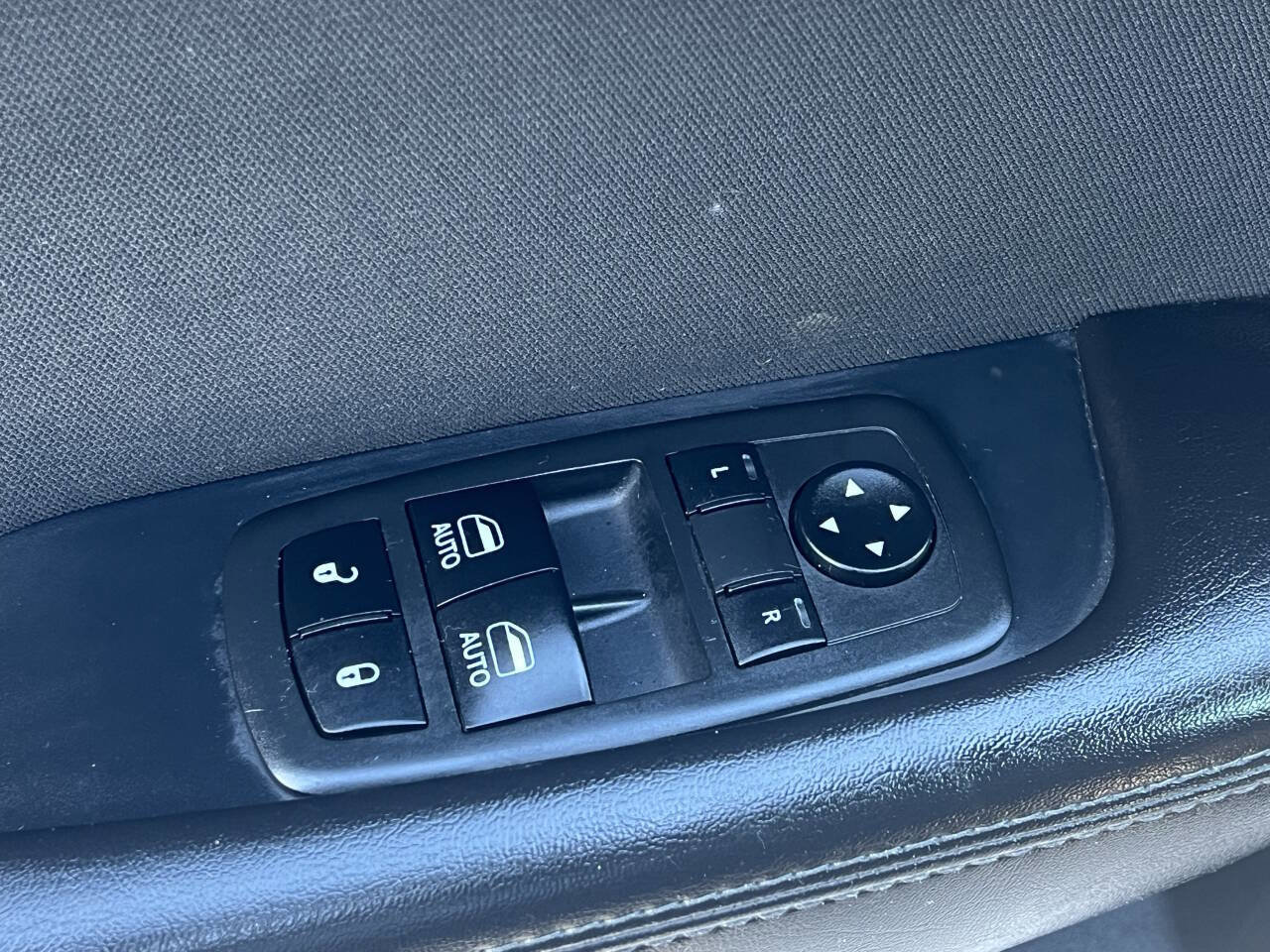 Used 2018 Dodge Challenger SXT image 16