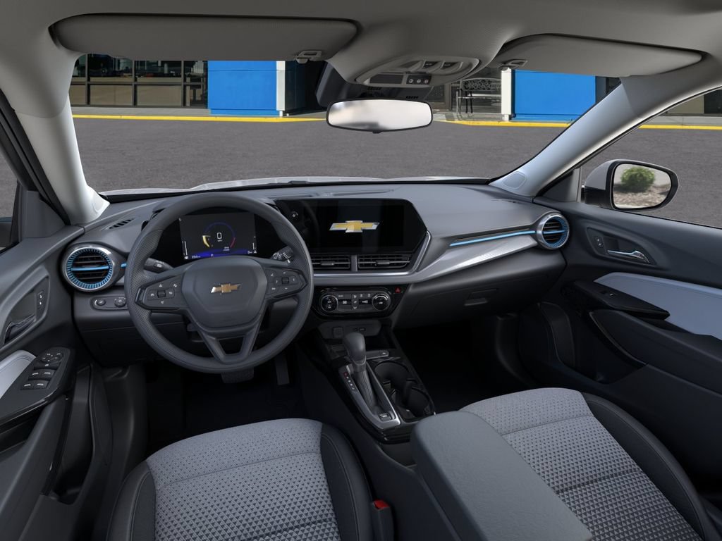 New 2026 Chevrolet Trax LT w/ Sunroof Package FWD image 15