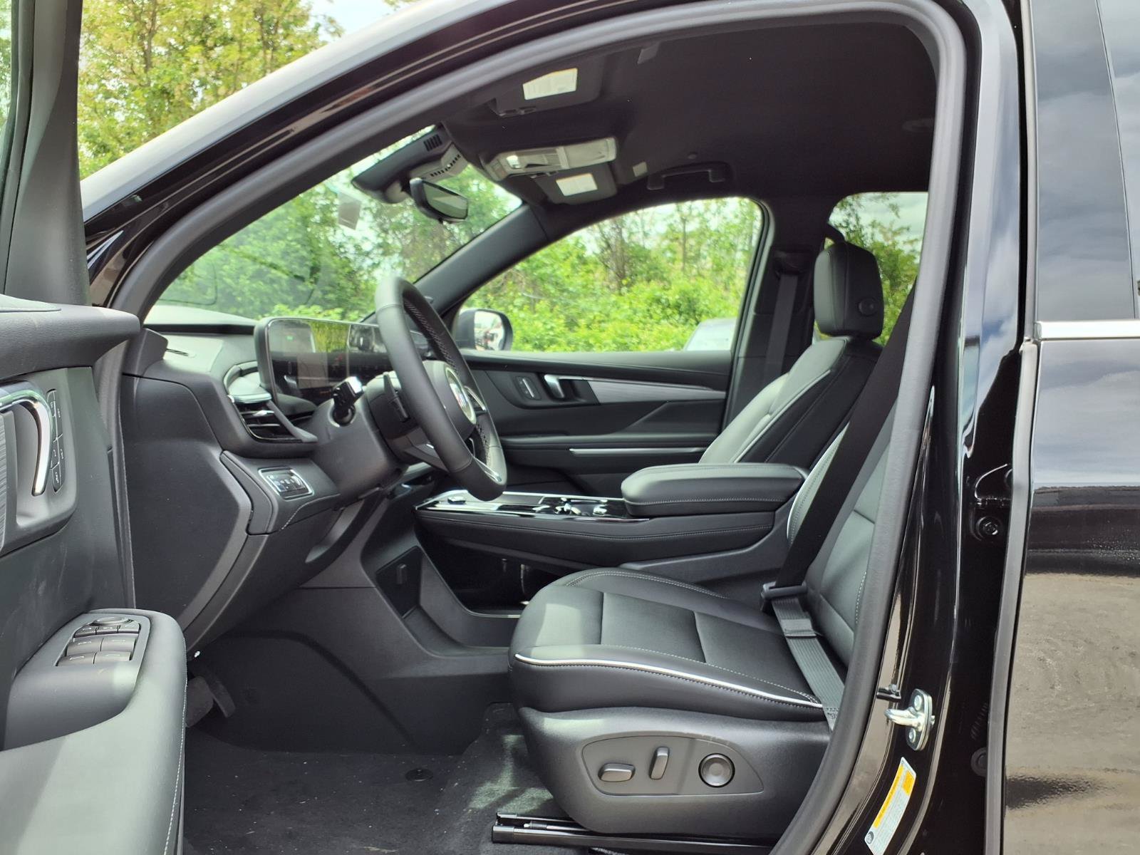 New 2026 Buick Enclave Preferred FWD image 19