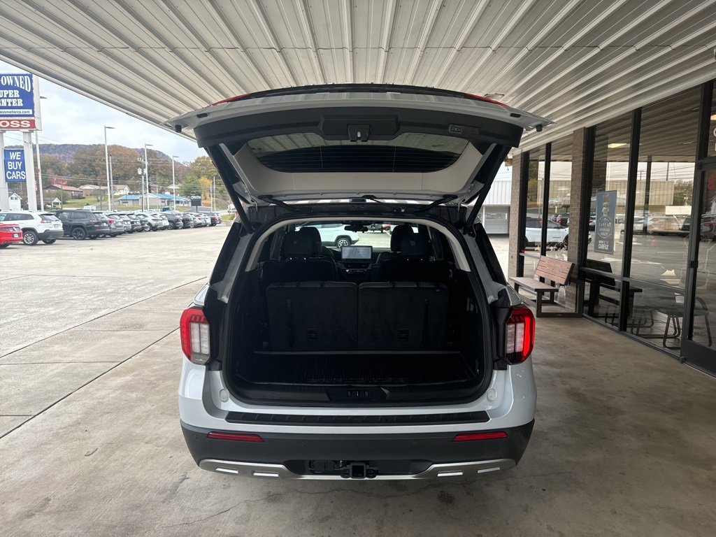 Certified 2025 Ford Explorer Active w/ Active Comfort Package image 26