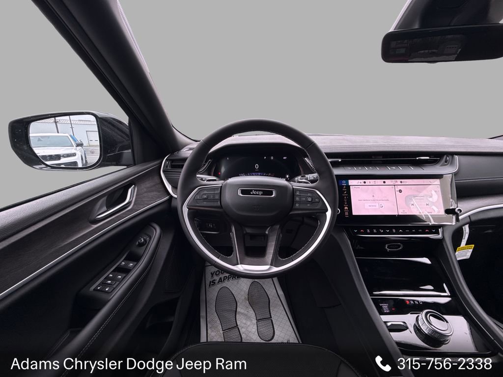 New 2026 Jeep Grand Cherokee Altitude AWD/4WD image 17