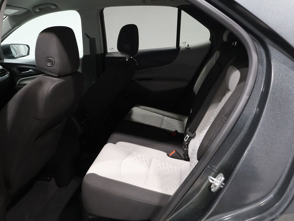 Used 2020 Chevrolet Equinox LT image 18