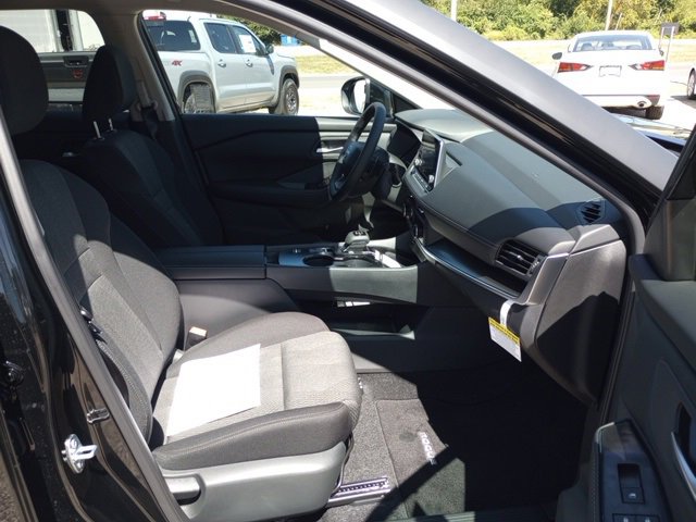 New 2026 Nissan Rogue SV image 16